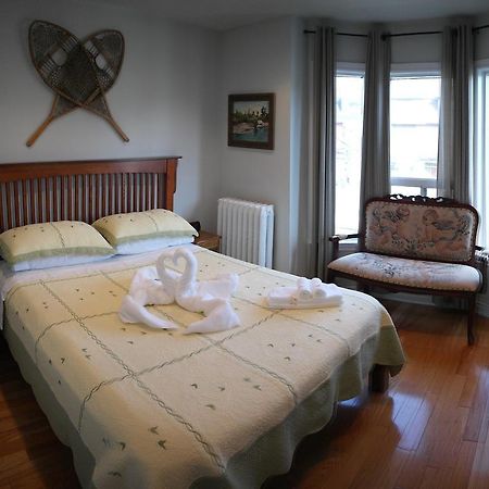 تورونتو Rose Garden Bed And Breakfast المظهر الخارجي الصورة